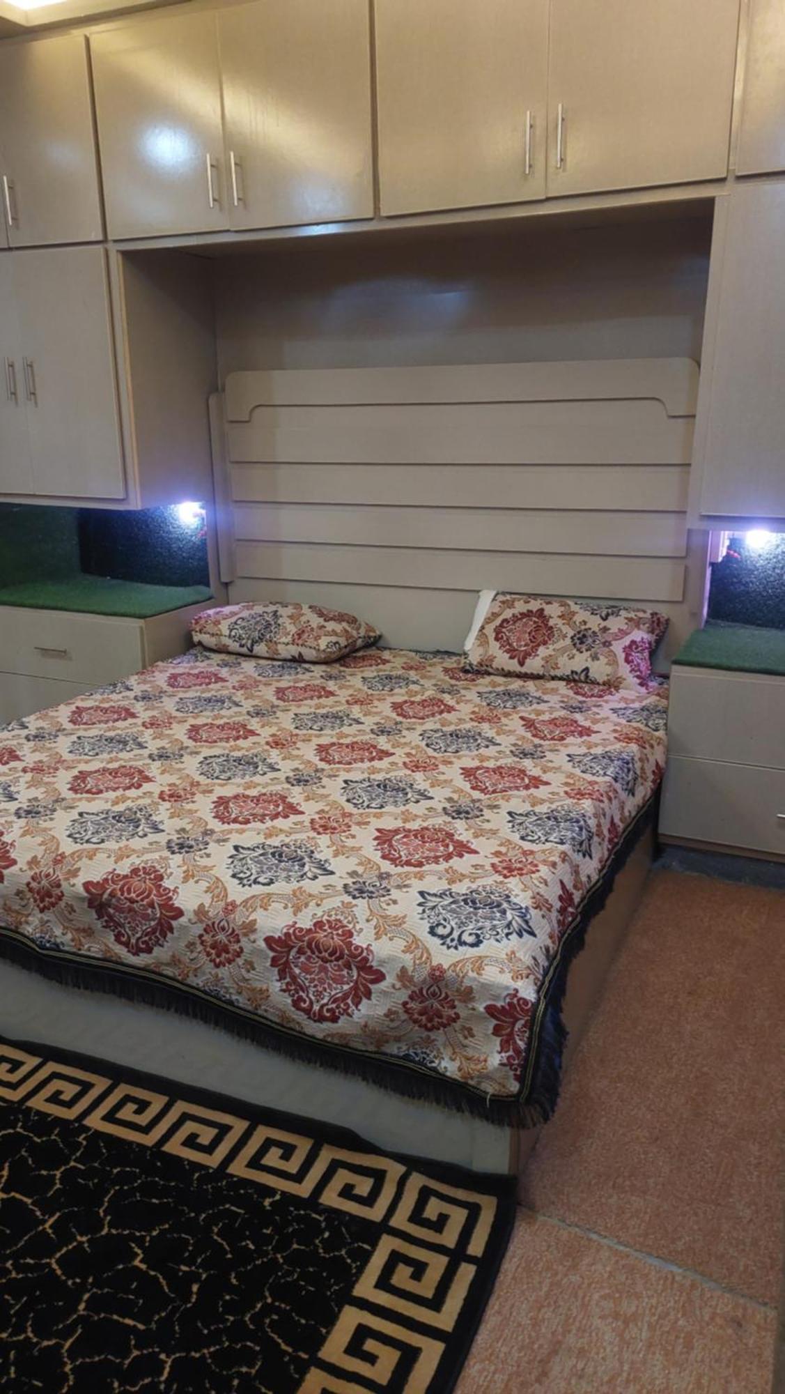 Shally Valley Guest House Rawalpindi Bagian luar foto